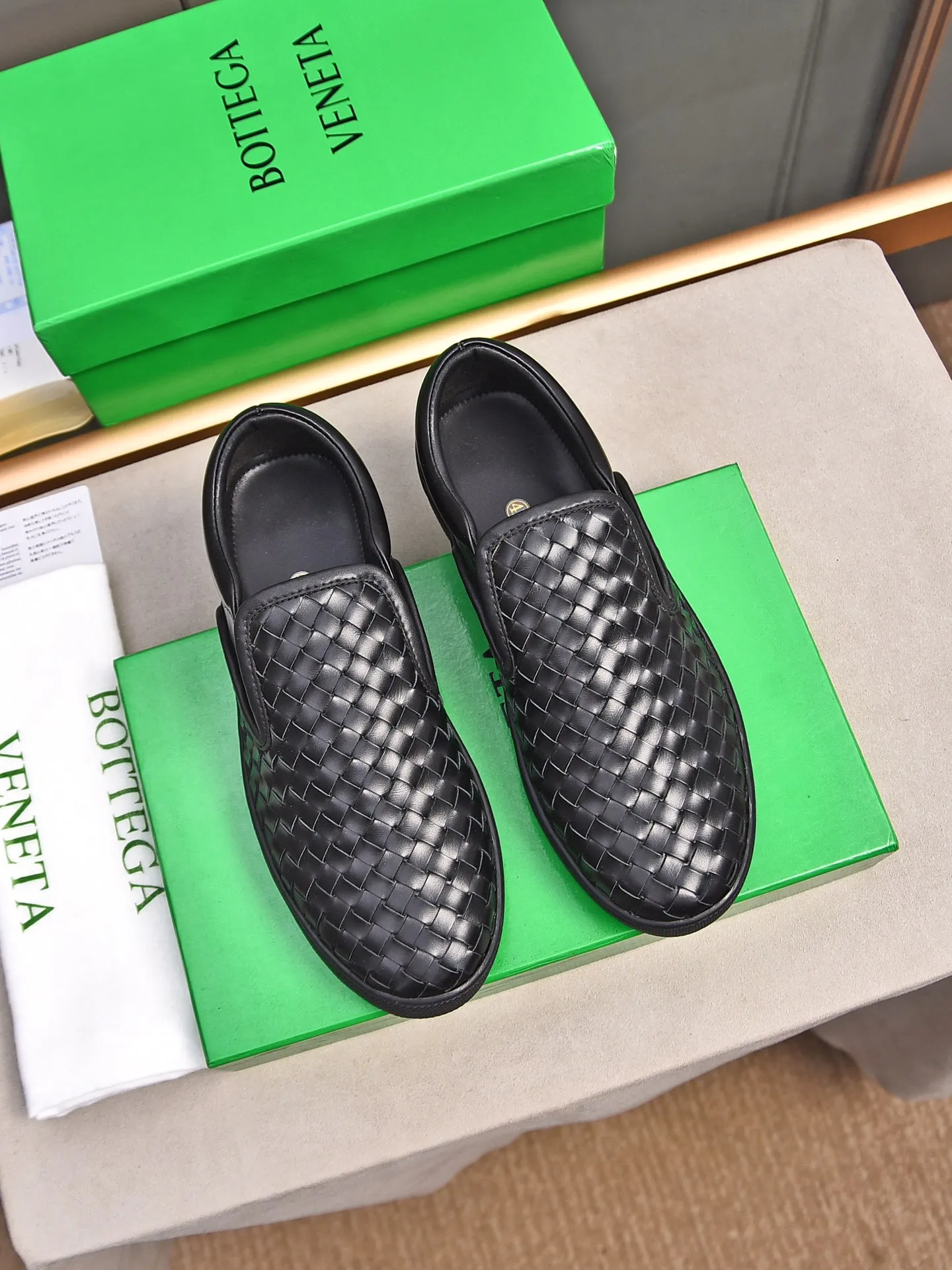 Men's shoes 💰480 [Sleeves series] BOTTEG* VENET* - high-end boutique Size: 38-44 (45 customized) BV new product, first-layer cowhide artificially woven classic style harmoniously blends with contemporary fashion temperament, rubber soles are light and flexible, water-dyed sheepskin pads! [Taobao, Tmall, and live streaming are the first choices]